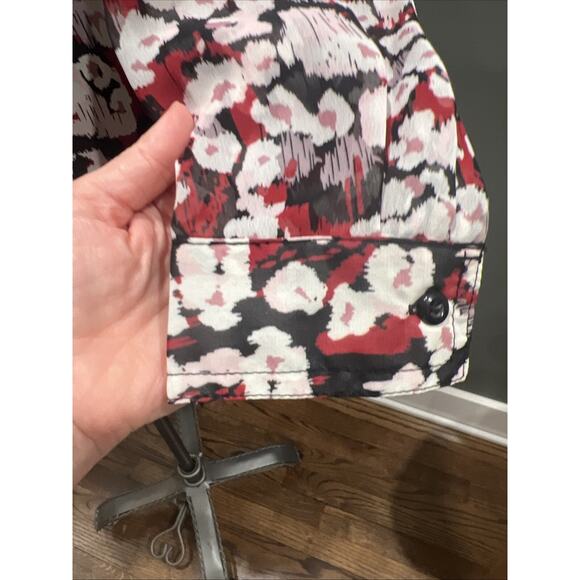Two Twenty Red Pink White Floral Blouse Chiffon Shear Blouse Medium - Picture 3 of 6